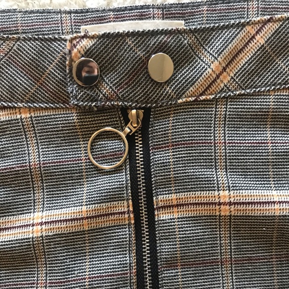 Pacsun Skirts | Tan Plaid Skirt | Size: Large | Mini Skirt - Picture 4 of 4